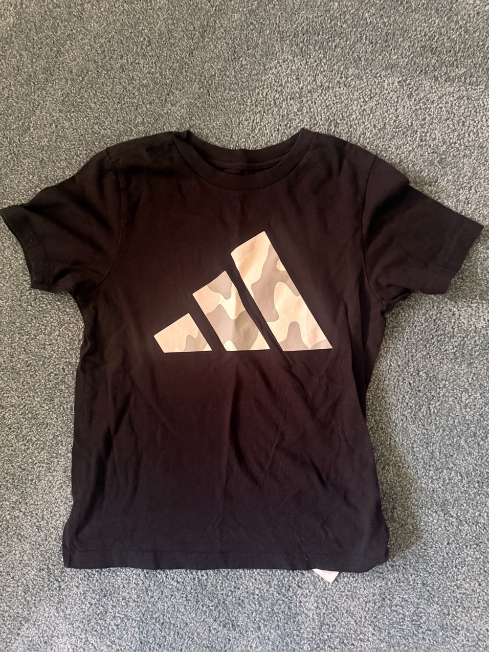 (5) Adidas Big Kids Size 8 Shirts